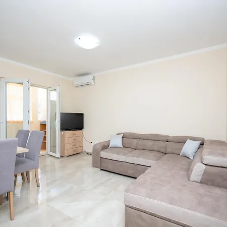 With Parking Space - 27152 Apartamento *
