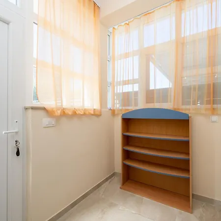 With Parking Space - 27152 زادار
