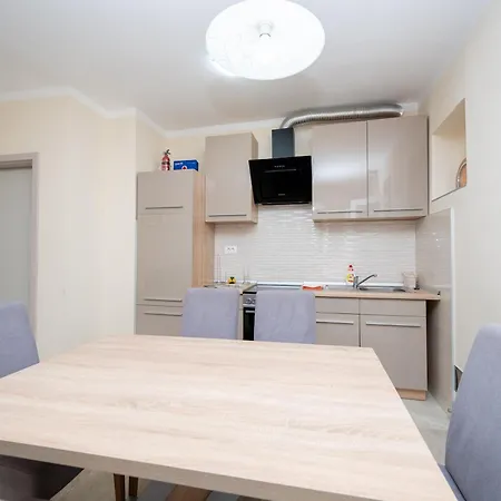 Apartamento With Parking Space - 27152 Zadar